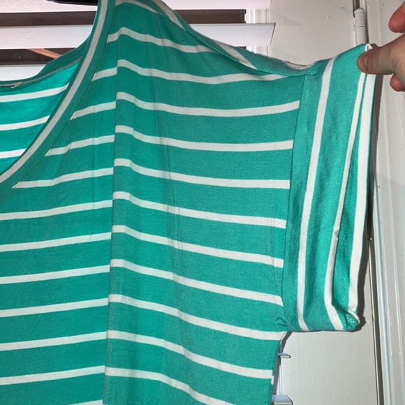 Striped Tunic Top - Picture 3 of 8